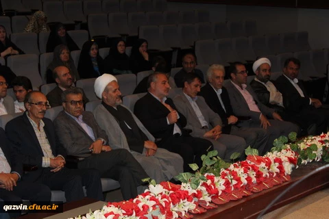 به مناسبت هفته آموزش وبزرگداشت مقام معلم برگزارشد: برگزاری همایش تجلیل ازاساتید دانشگاه فرهنگیان استان قزوین 7