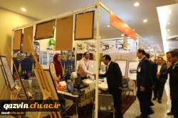 بازدید دکتر خنیفر رییس دانشگاه فرهنگیان از غرفه استان در نمایشگاه آثار و موزه اسناد و مفاخر تربیت معلم ایران 4