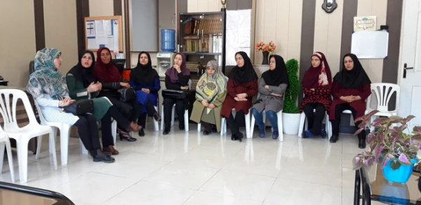 دیدار سرپرست امور پردیس های دانشگاه فرهنگیان استان قزوین به همراه مسئولین آموزش وپرورش استان ازدبستان شرافت 6