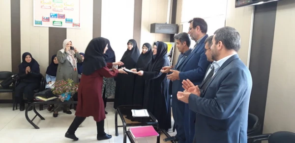 دیدار سرپرست امور پردیس های دانشگاه فرهنگیان استان قزوین به همراه مسئولین آموزش وپرورش استان ازدبستان شرافت 10