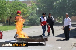برگزاری مانور اطفاء حریق درپردیس شهیدرجایی قزوین 2