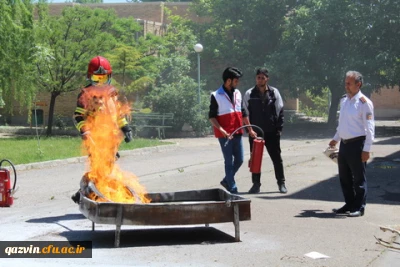 برگزاری مانور اطفاء حریق درپردیس شهیدرجایی قزوین