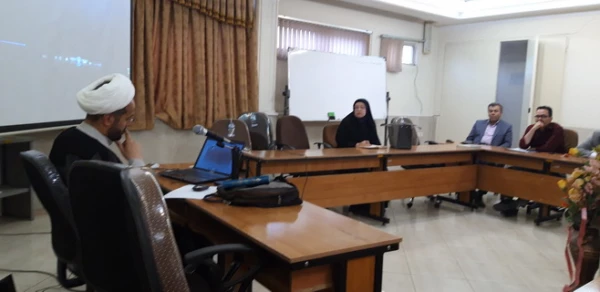 تبیین بیانیه مقام معظم رهبری درباب گام دوم انقلاب اسلامی درنشست اساتید بسیجی دانشگاه فرهنگیان استان قزوین 5