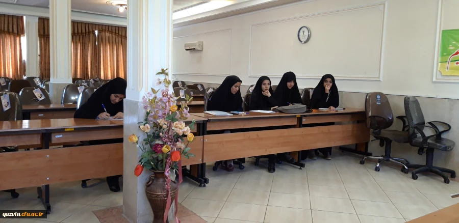 دیدار سرپرست امور پردیس های استان قزوین با مسئولین تشکل های دانشجویی درخصوص تبیین بیانیه گام دوم انقلاب اسلامی 6