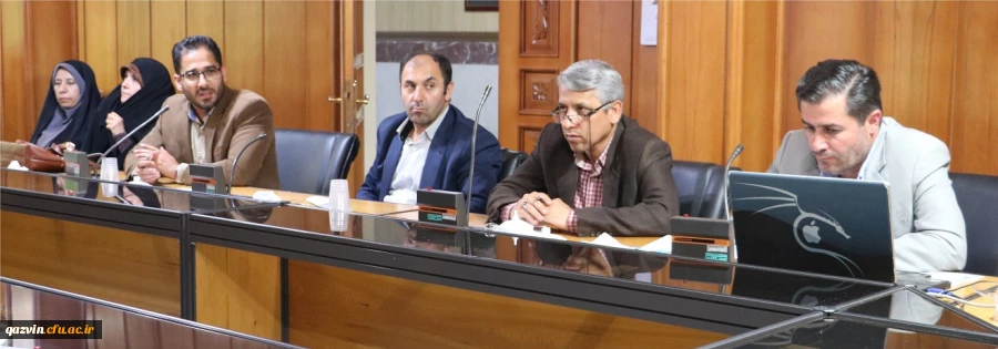 برگزاری نشست هم اندیشی اساتید دانشگاه فرهنگیان استان قزوین باحضور مدیر کل دادگستری استان 7