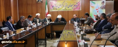 برگزاری نشست هم اندیشی اساتید دانشگاه فرهنگیان استان قزوین باحضور مدیر کل دادگستری استان