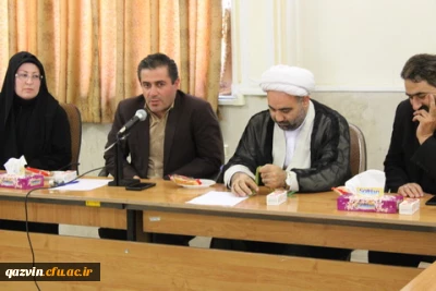 دیدارسرپرست مدیریت امور پردیس های دانشگاه استان قزوین باکارکنان دانشگاه

دیدار دکتر حمیدرضا مشهدی سرپرست جدید مدیریت امور پردیس های استان قزوین با کارکنان دانشگاه