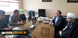 دکتر حمیدرضا مشهدی سرپرست جدید مدیریت امور پردیس های دانشگاه فرهنگیان استان قزوین به همراه هیئت رئیسه  دانشگاه  با مدیرکل آموزش وپرورش استان قزوین دیدار وگفتگو کردند. 3