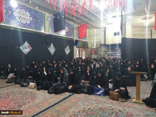 نودانشجومعلمان پردیس بنت الهدی صدر قزوین باحضور درگلزار شهدای قزوین با ارمانهای مقدس شهداتجدید پیمان نموده وبا امام جمعه قزوین نیز دیدارکردند. 3