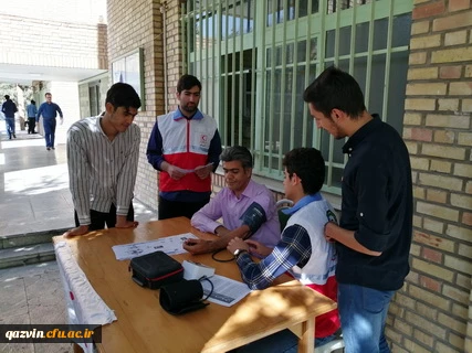 باهمکاری کارشناسی فرهنگی واجتماعی وکانون هلال احمر پردیس شهیدرجایی قزوین دانشجومعلمان ورودی 98 این پردیس مورد سنجش فشار خون قرار گرفتند. 2
