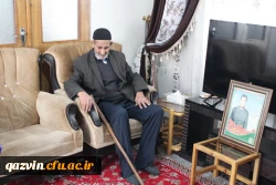 دکتر مشهدی سرپرست مدیریت امور پردیس های استان قزوین به همراه دانشجویان عضوکانون ایثار پردیس شهیدرجایی قزوین با خانواده شهیدسرافراز نیروی انتظامی شهید محمدکشاورز ترک دیدار وگفتگوکردند. 3