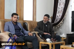 دکتر مشهدی سرپرست مدیریت امور پردیس های استان قزوین به همراه دانشجویان عضوکانون ایثار پردیس شهیدرجایی قزوین با خانواده شهیدسرافراز نیروی انتظامی شهید محمدکشاورز ترک دیدار وگفتگوکردند. 6