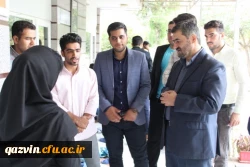 جمعی ازدانشجویان پردیس شهیدرجایی قزوین به مناسبت روز سالمند با حضور درسرای سالمندان جهان دیدگان قزوین با آنان دیدار وگفتگو کردند. 5