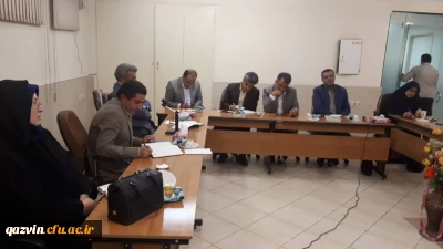 نشست مدیر امور پردیس های دانشگاه فرهنگیان استان قزوین با اعضای گروه های آموزشی 

دکتر مشهدی مدیر امور پردیس های استان قزوین طی سه نشست متوالی تخصصی با مدیران گروه واعضای گروه های آموزشی پردیس ها دیدار وگفت وگوکرد