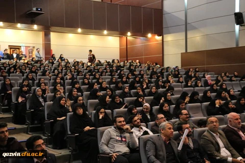  جشن باشکوه سالروز آغاز امامت حضرت ولی عصر(عج) باحضور پرشور دانشجویامعلمان دردانشگاه فرهنگیان استان قزوین برگزار شد. 2