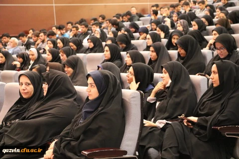  جشن باشکوه سالروز آغاز امامت حضرت ولی عصر(عج) باحضور پرشور دانشجویامعلمان دردانشگاه فرهنگیان استان قزوین برگزار شد. 2