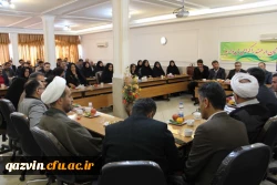 نشست دکتر خنیفر با استادان عضو هیئت علمی وکارکنان دانشگاه  فرهنگیان استان قزوین 11