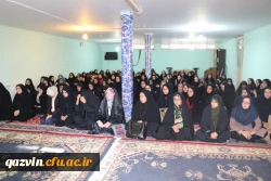 دکتر خنیفر رییس دانشگاه فرهنگیان کشوردرجمع دانشجویان پردیس شهیده بنت الهدی صدرقزوین گفت : قدر فضایی راکه درآن هستید بدانیدحضور دراین دانشگاه توفیقی است. 4