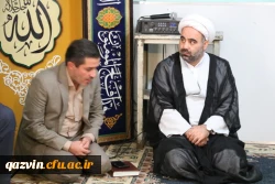 دکتر خنیفر رییس دانشگاه فرهنگیان کشوردرجمع دانشجویان پردیس شهیده بنت الهدی صدرقزوین گفت : قدر فضایی راکه درآن هستید بدانیدحضور دراین دانشگاه توفیقی است. 6