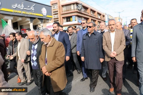 راهپیمایی مسئولین اساتید ودانشجویان دانشگاه فرهنگیان استان قزوین به همراه مردم انقلابی وهمیشه درصحنه قزوین علیه اغتشاش گران وآشوبگران واربابان آنها 8