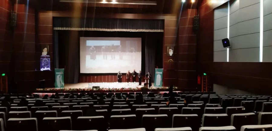 برگزاری همایش هفته بسیج باحضور اساتید ،کارکنان ودانشجویان پردیس بنت الهدی صدرقزوین 4