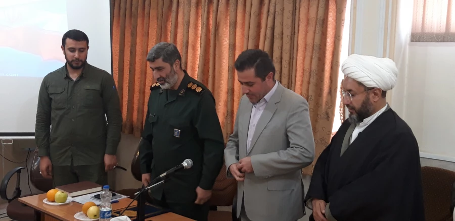 امضا تفاهم نامه دانشگاه فرهنگیان استان قزوین و قرارگاه پیشرفت و آبادانی سپاه استان 7