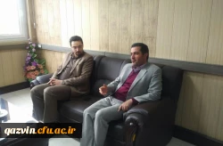 دکتر حمید رضا مشهدی رئیس دانشگاه فرهنگیان استان قزوین بامهندس فرشاد پیله چی رئیس جهاددانشگاهی استان دیدار وگفتگو کرد. 2