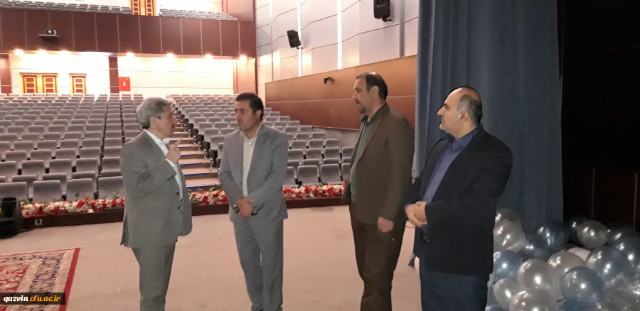 سید کامران میر معینی مدیرکل وکارشناسان حوزه فرهنگی دانشگاه فرهنگیان از پردیس شهیدرجایی قزوین بازدید کردند.  5