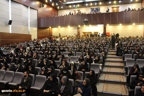 مراسم باشکوه روز دانشجو با حضور پرشور دانشجویان دانشگاه فرهنگیان استان قزوین درآمفی تئاتر شهیدرجایی دانشگاه 7