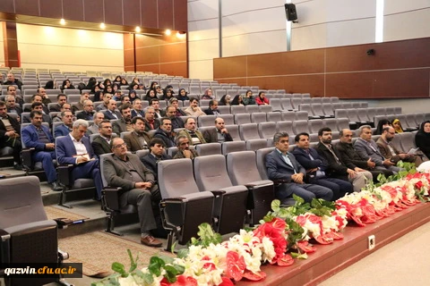 مدیر امورمدارس وابسته وکارورزی دانشگاه فرهنگیان 
کسب مهارت در کارورزی ، به اتخاذ  تصمیم بهتر در موقعیت های آموزشی وتربیتی کلاس درس کمک می نماید. 2