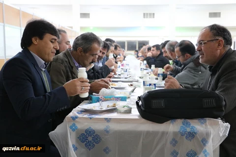 مدیر امورمدارس وابسته وکارورزی دانشگاه فرهنگیان 
کسب مهارت در کارورزی ، به اتخاذ  تصمیم بهتر در موقعیت های آموزشی وتربیتی کلاس درس کمک می نماید. 2