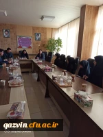 خانم دکتر عبدی مدیر کل تربیت بدنی دانشگاه فرهنگیان کشور وهیئت همراه ازامکانات ورزشی پردیس های استان بازدیدکردند. 7