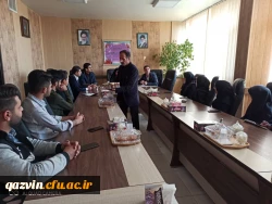 خانم دکتر عبدی مدیر کل تربیت بدنی دانشگاه فرهنگیان کشور وهیئت همراه ازامکانات ورزشی پردیس های استان بازدیدکردند. 8