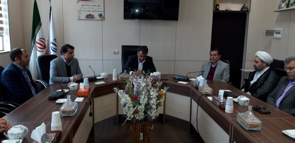 دکتر حمیدرضا مشهدی مدیر امور پردیس های استان قزوین،به همراه هیئت رئیسه دانشگاه با دکتر حسنعلی اصغری مدیر کل آموزش وپرورش استان قزوین دیدار وگفتگو کرد. 4