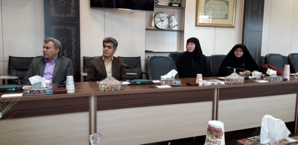 دکتر حمیدرضا مشهدی مدیر امور پردیس های استان قزوین،به همراه هیئت رئیسه دانشگاه با دکتر حسنعلی اصغری مدیر کل آموزش وپرورش استان قزوین دیدار وگفتگو کرد. 7