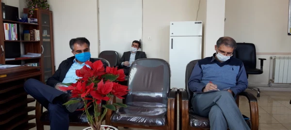 شورای آموزشی پردیس شهیدرجایی قزوین جهت بررسی نحوه ادامه وتقویت محتوای آموزشی درفضای مجازی برای آموزش دانشجویان تشکیل جلسه داد. 2