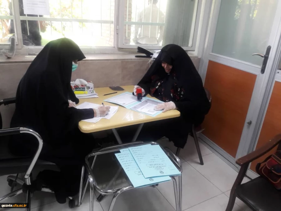 بازدید مدیریت محترم امور پردیس های استان قزوین از فرایند ثبت نام مهارت آموزان ماده 28، اردیبهشت ماه 1399 5