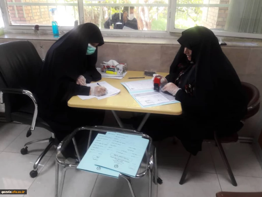 بازدید مدیریت محترم امور پردیس های استان قزوین از فرایند ثبت نام مهارت آموزان ماده 28، اردیبهشت ماه 1399 5