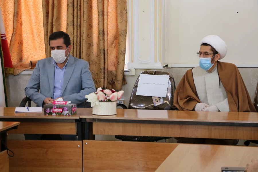  حضور مسئول محترم نمایندگی ولی فقیه در سپاه صاحب الامر (عج) استان قزوین به همراه جمعی از فرماندهان سپاه پاسداران و بسیج استان قزوین به مناسبت  هفته ی گرامیداشت مقام معلّم در دانشگاه فرهنگیان استان قزوین 2