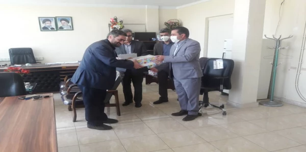 تقدیر ازهمکاران پردیس شهید رجایی به مناسبت گرامیداشت دهه سرآمدی آموزش با حضور مدیریت امور پردیس های استان قزوین 2