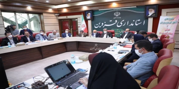  جلسه ی شورای آموزش و پرورش استان قزوین با موضوع تخصیص فضای مناسب جهت افزایش ظرفیت پذیرش دانشگاه فرهنگیان استان در مهر ۱۳۹۹ تشکیل گردید. 2