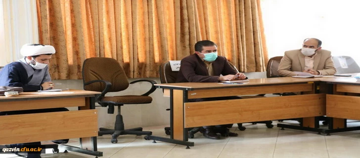 جلسه هم اندیشی اساتید گروه معارف دانشگاه فرهنگیان استان قزوین 3