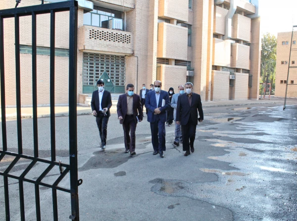 معلمی که از این دانشگاه، دانش آموخته می شود معادلی در دانشگاه های دیگر ندارد. 5