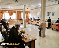 برگزاری نشست هم اندیشی اساتید با حضور مدیر کل آموزش و پرورش استان 2