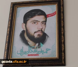 صبر و استقامت، ویژگی اصلی مادران و همسران شهدا  است.
 2