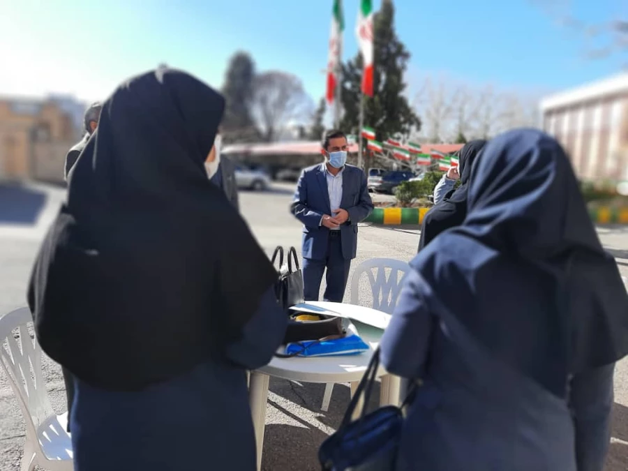 ثبت نام معلمین حق التدریس،آموزشیاران نهضت سواد آموزی، مربیان پیش دبستانی و خرید خدمات آموزش معرفی شده از سوی ادارات کل آموزش و پرورش 6