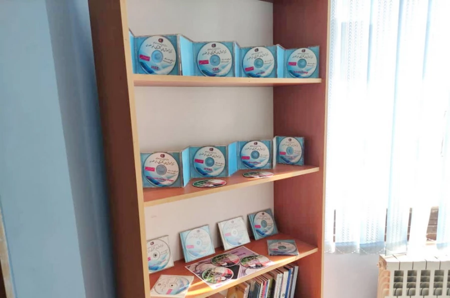 اجرای طرح "هر معلم، یک مهارت" نقطه عطف تعامل دانشگاه فرهنگیان با مراکز فنی و حرفه ای است. 2