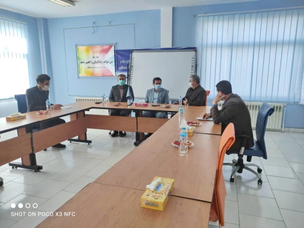 اجرای طرح "هر معلم، یک مهارت" نقطه عطف تعامل دانشگاه فرهنگیان با مراکز فنی و حرفه ای است. 2