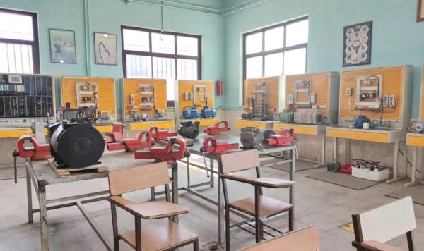 اجرای طرح "هر معلم، یک مهارت" نقطه عطف تعامل دانشگاه فرهنگیان با مراکز فنی و حرفه ای است. 2