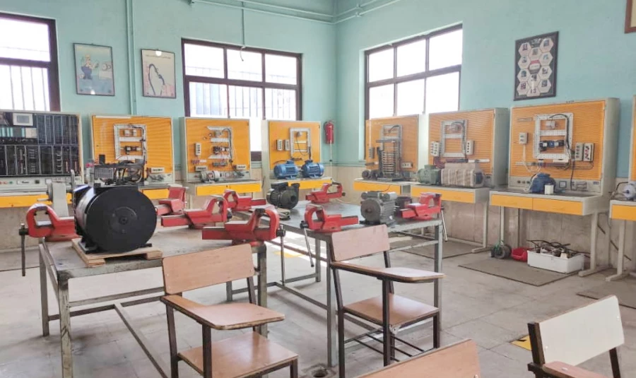 اجرای طرح "هر معلم، یک مهارت" نقطه عطف تعامل دانشگاه فرهنگیان با مراکز فنی و حرفه ای است. 2